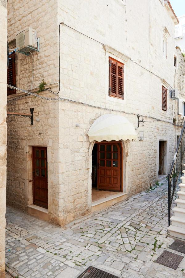 Tomy - Katy Bed & Breakfast Trogir Bagian luar foto